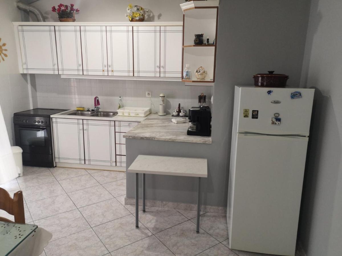 Panos & Antzy Apartments 卡拉马塔 外观 照片